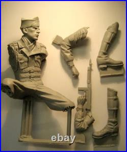 19 Resin Figure Model Kit Soldier Unassembled Unpainted (NO Motorcycle)