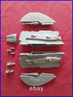 1/72 Scale Blood and Chrome Cylon Raider Model Kit