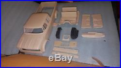 Dodge W 500 Crewcab & bed 1970 1/25 resin