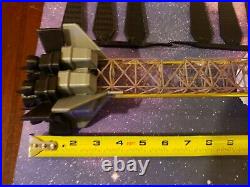 Explorer Class Babylon 5 (Plastic & Resin Model Kit)