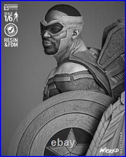Falcon Resin Sculpture Statue Model Kit Unpainted/Unassembled