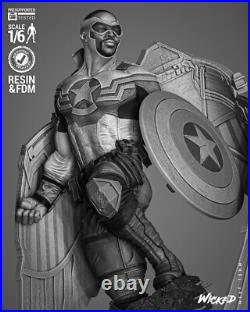 Falcon Resin Sculpture Statue Model Kit Unpainted/Unassembled