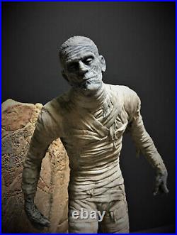 Geometric Designs The Mummy Kit With Deluxe Resin Base 1998 William Paquet