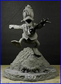 Howard Duck Resin Model Kit w Man Thing Base. (original cast)