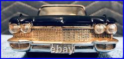 Johan 1960 Cadillac Fleetwood 4 Door Hardtop built screw bottom model