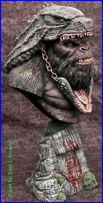 KONG! Unpainted Bust Resin Cast Model Kit King Kong Godzilla