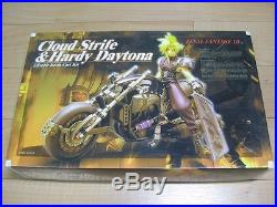Cloud Strife & Hardy Daytona Final Fantasy 7 Unpainted Figure Model Resin Kit 