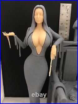 Mistresses Of Darkness- Sexy Morticia and Elvira 1/7 Scale Resin Model kit