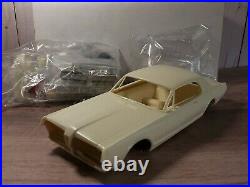 Modelhaus 1967 Mercury Cougar 125 Scale Resin Model Car Kit