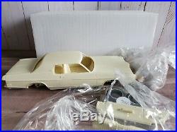 Modelhaus 1972 Ford LTD. Brougham 2-Door 125 Scale Resin Model'72 Car Kit