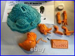 RARE HOWARD The DUCK & MAN-THING Comic FIGURE MODEL KIT Unbuilt ONLY 5 Made
