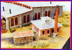 RARE HO Scale Train South River Model Works Hydrocal Stone Roundhouse Kit 160