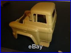 Resin 1955 Chevy 2 Ton Cab Forward Truck Ron Cash 1/25 Model Car Mountain