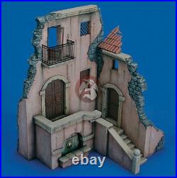 Royal Model 1/35 Sicilian Typical Italian 2-Story House Ruin Section withPE 487