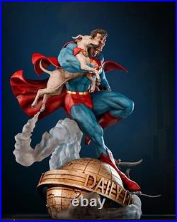 Superman and Krypto Resin Sculpture Statue Model Kit DC Unpainted/Unassembled