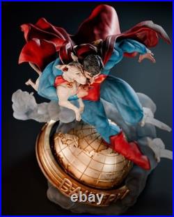 Superman and Krypto Resin Sculpture Statue Model Kit DC Unpainted/Unassembled