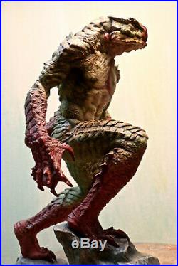 Tiburonera monster Creature from the Black Lagoon-like resin figure model kit