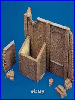 Unassambled 1/35 European storehouse ruin Part. 2 Scene accessories Resin f