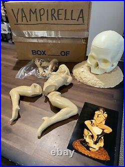 Vampirella Female Figure With Skull resin Adult model kit 100% Vtg RARE