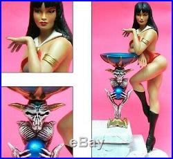 Vampirella with Cauldron Resin Figure Model Kit 1/6th Scale