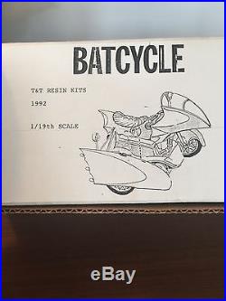 Vintage / Resin Model Kit / Batcycle/ Rare 1992 1/19th scale