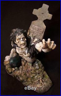 Walking dead zombie corpse resin model kit cemetery simon garth horror gore cool